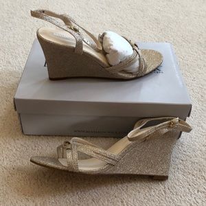 NWB Touch Ups Buffy Glitter Wedge Sandal